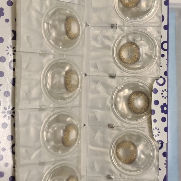 Make-up bundle - Picture 8 of 12